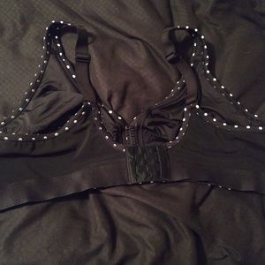 Cacique Intimates & Sleepwear - Cacique from Lane Bryant 40C Polka Dot Bra Cacique Intimates & Sleepwear - Cacique from Lane Bryant 40C Polka Dot Bra